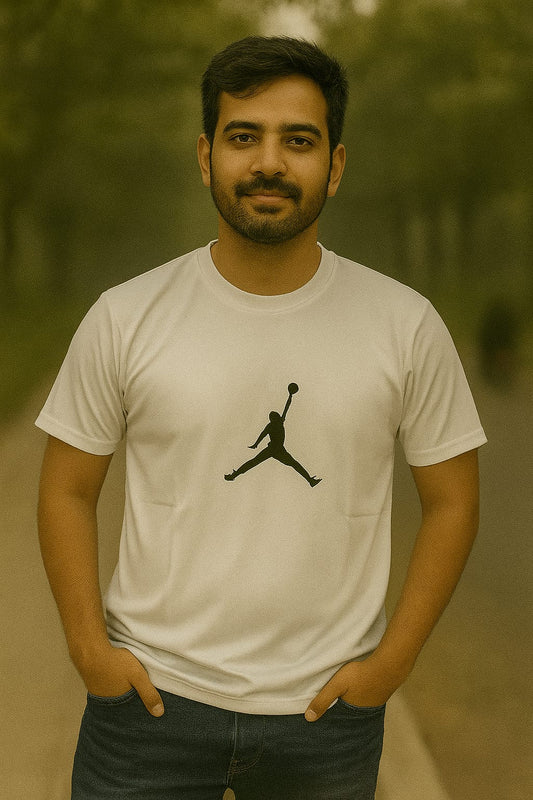 Men’s Creame White Crew Neck T-Shirt – Basketball Jumpman Logo Print